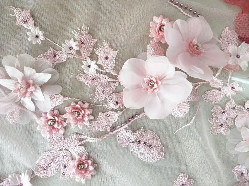 Luxusný 3d kvetinovým vyšívané čipky textílie s drahokamu pre svadobné šaty, haute couture, kvetina dievča šaty čo predať do y